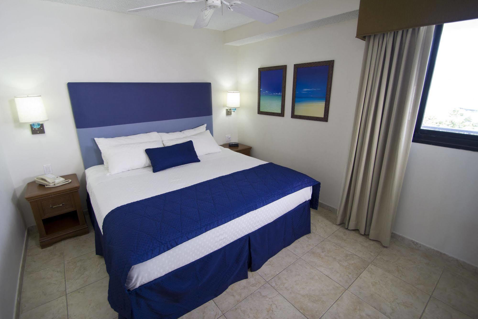 Hilton Vacation Club Royal Palm St Maarten Koolbaai Exterior foto